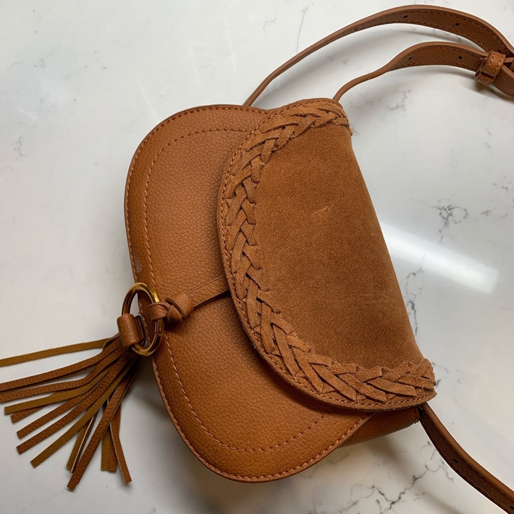 Cognac crossbody
